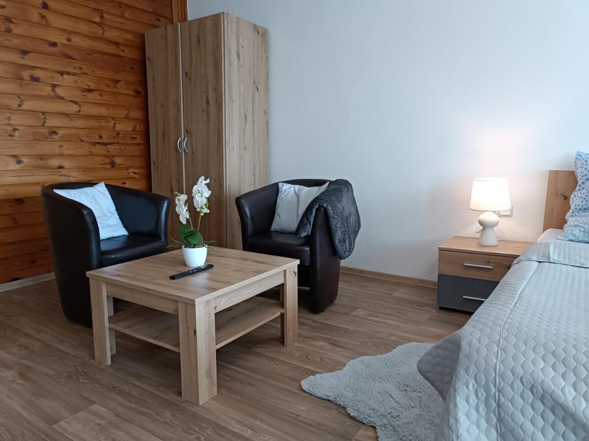 Tina Apartments Černá v Pošumaví Eksteriør billede